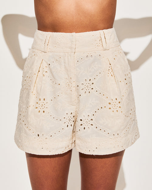 SHORTS FLAVIAN BAUNILHA